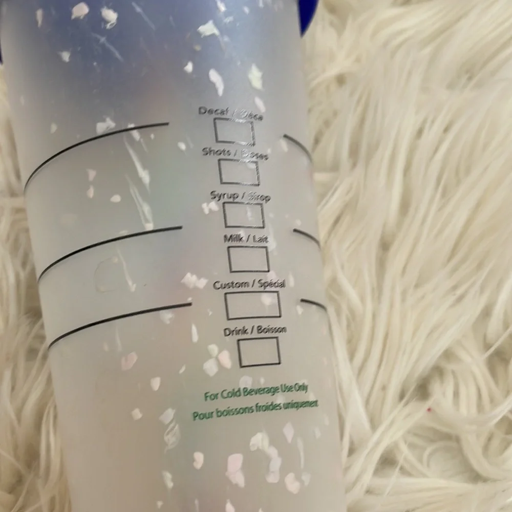 Starbucks cup - Picture 7 of 16